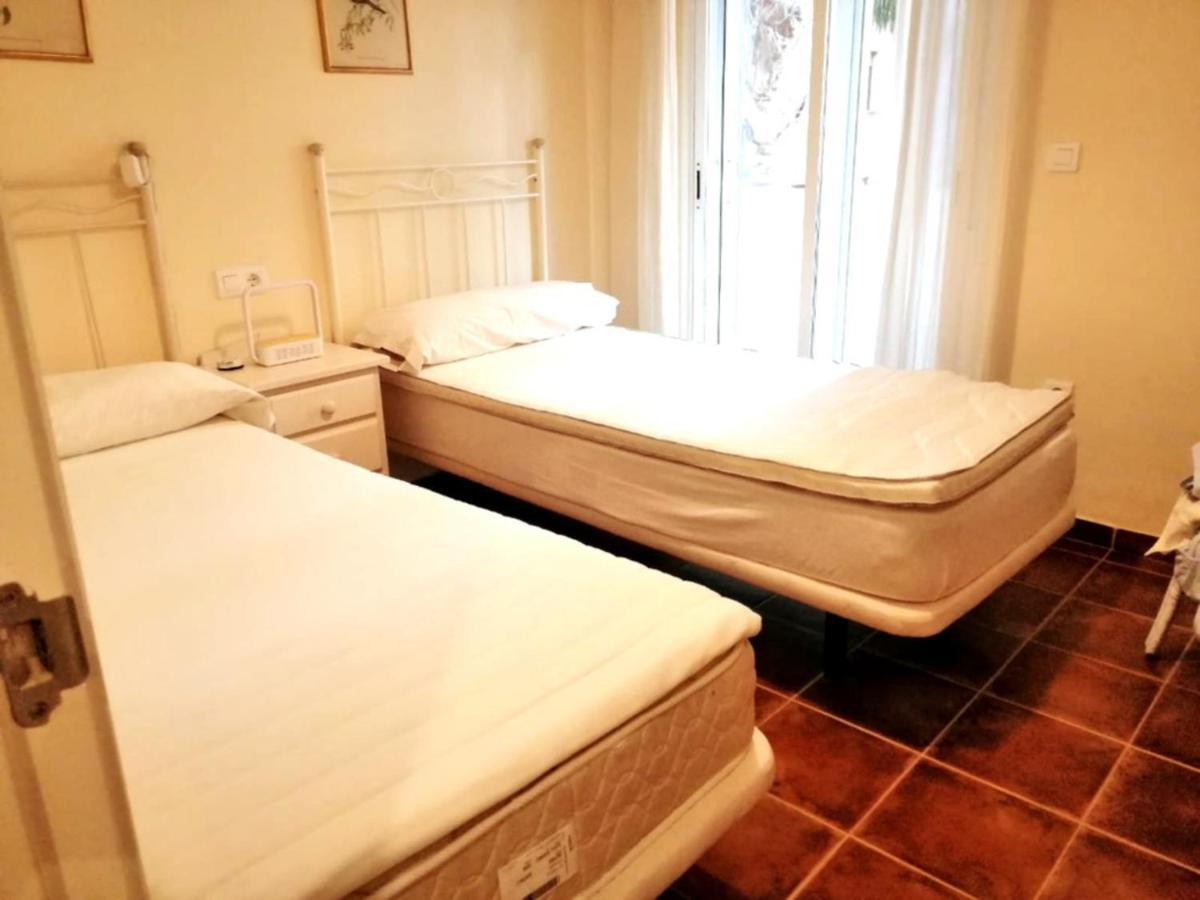 At The Center & Very Close To The Paseo Beach, With Double Garage, Renovated And Fully Equipped Apartment Almuñécar エクステリア 写真