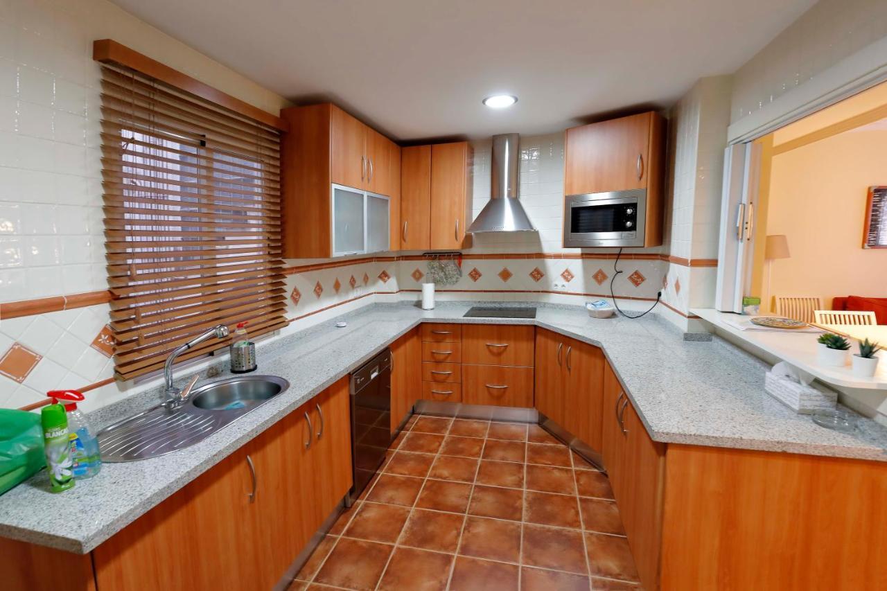 At The Center & Very Close To The Paseo Beach, With Double Garage, Renovated And Fully Equipped Apartment Almuñécar エクステリア 写真